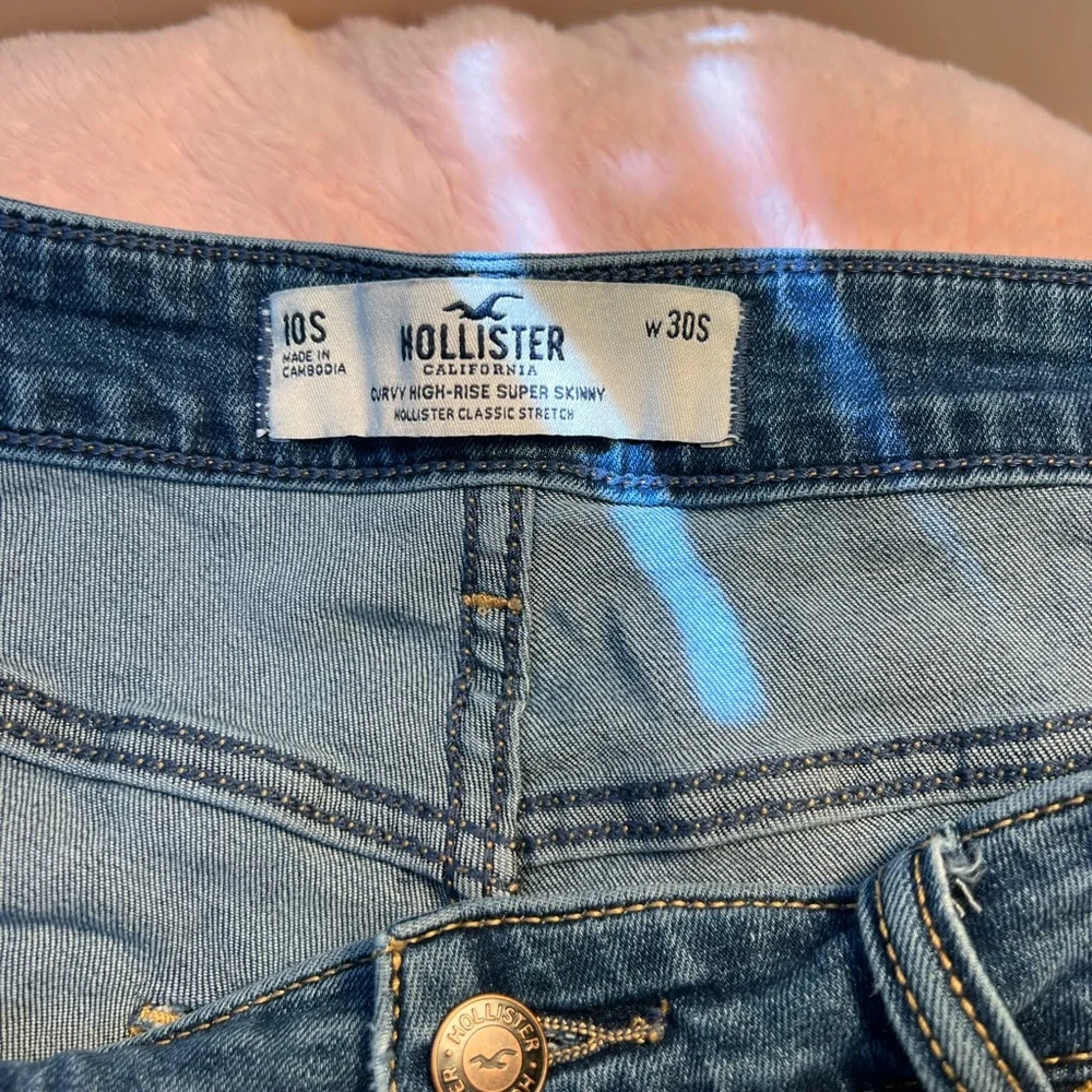 Hollister Blue Ripped Skinny Jeans - Picture 4 of 4